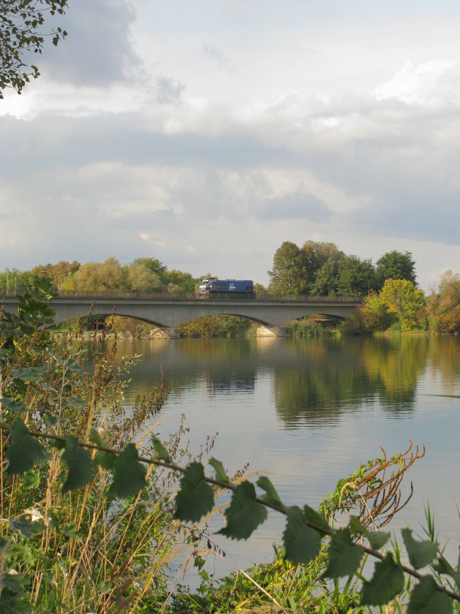 Autumn walk on the river Drava
